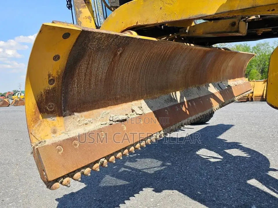 Ex USA Military CAT Grader
