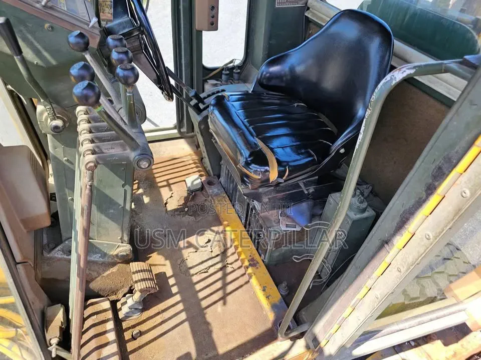 Ex USA Military CAT Grader