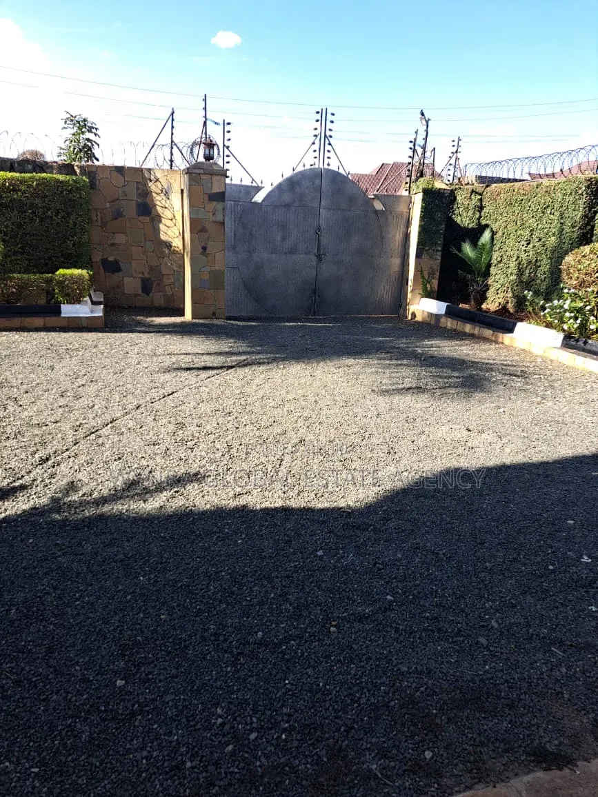 Furnished 4bdrm Maisonette in Makongeni / Thika for sale