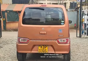 Suzuki Wagon R 2017 Orange