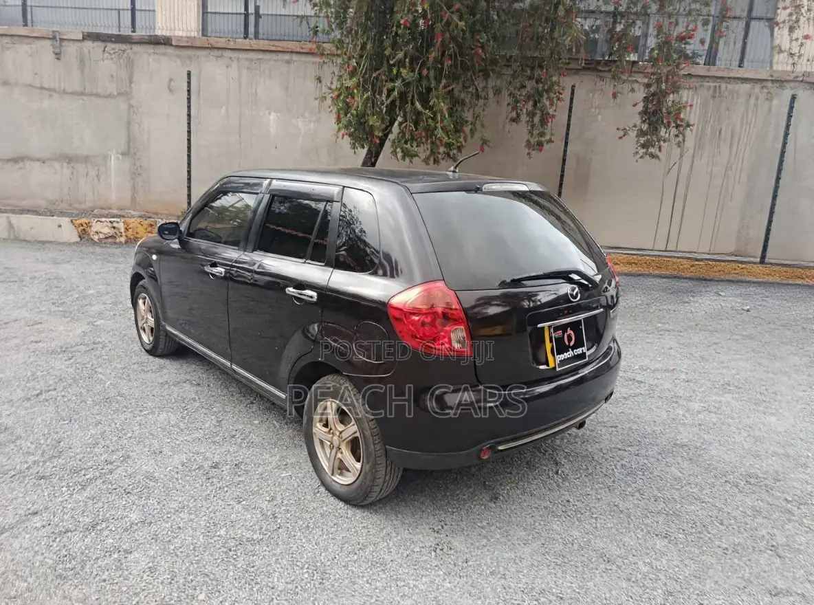 Mazda Verisa 2011 Maroon