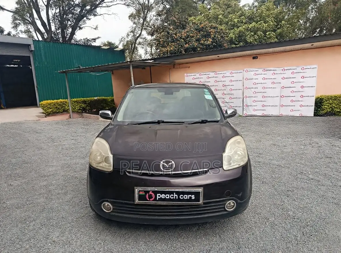 Mazda Verisa 2011 Maroon
