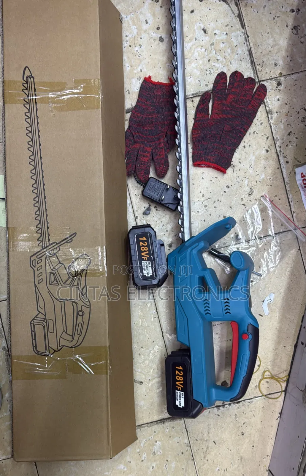 Cordless Hedge Trimmer