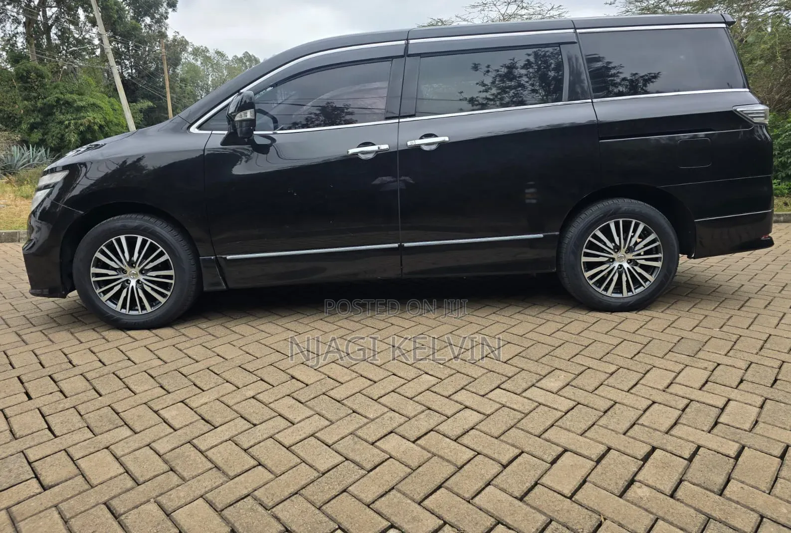 Nissan Elgrand SV Premium 2014 Black