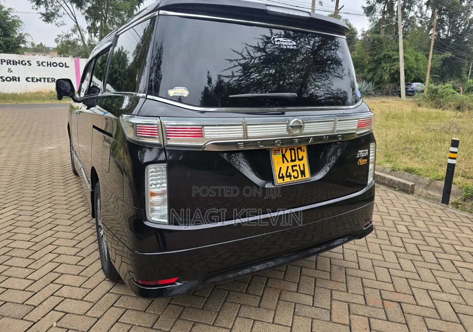 Nissan Elgrand SV Premium 2014 Black
