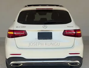 Mercedes-Benz GLC-Class 2019 White