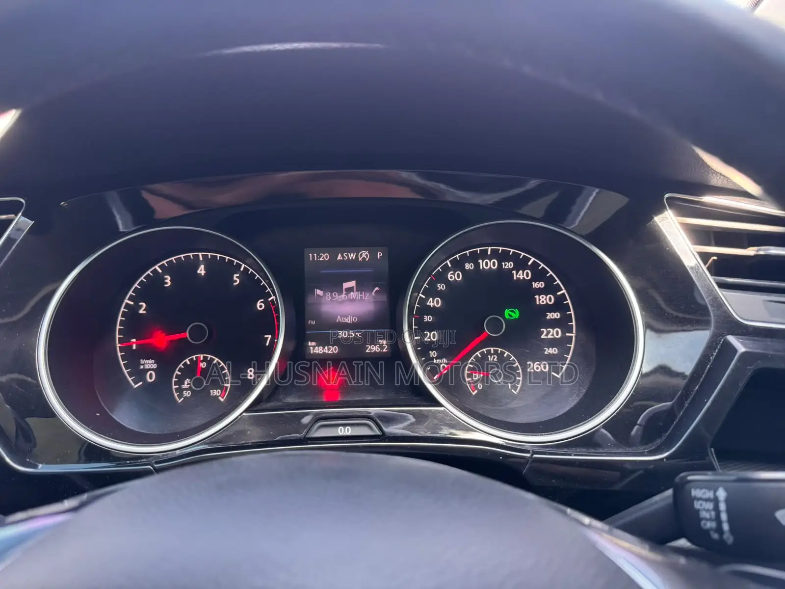 Volkswagen Touran 2016 White