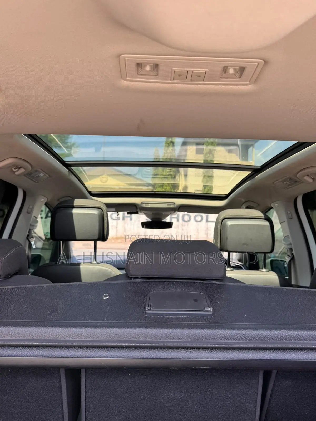 Volkswagen Touran 2016 White