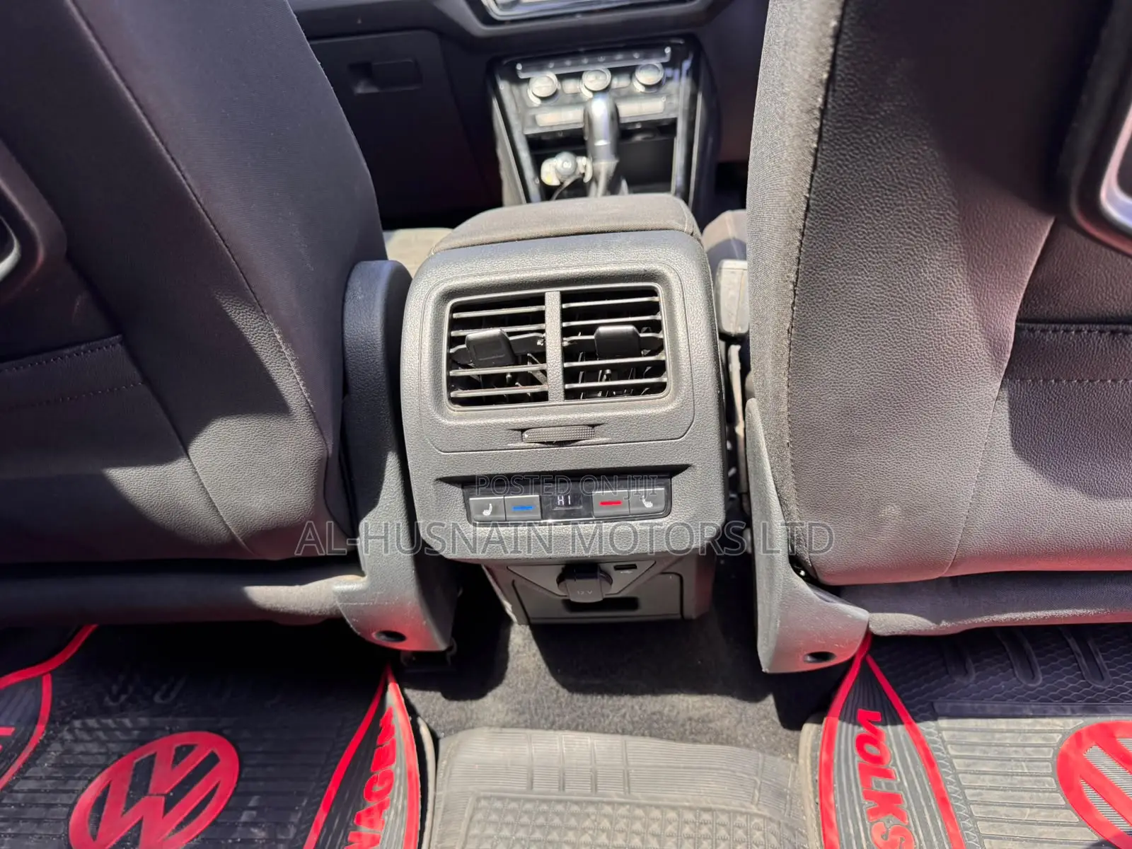 Volkswagen Touran 2016 White
