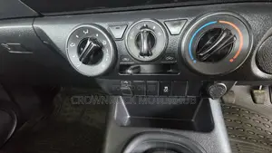 Toyota Hilux 2019 White