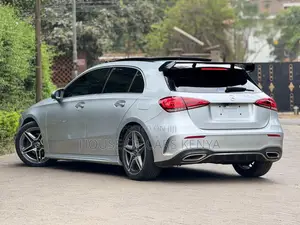 Mercedes-Benz A-Class 2018 Silver