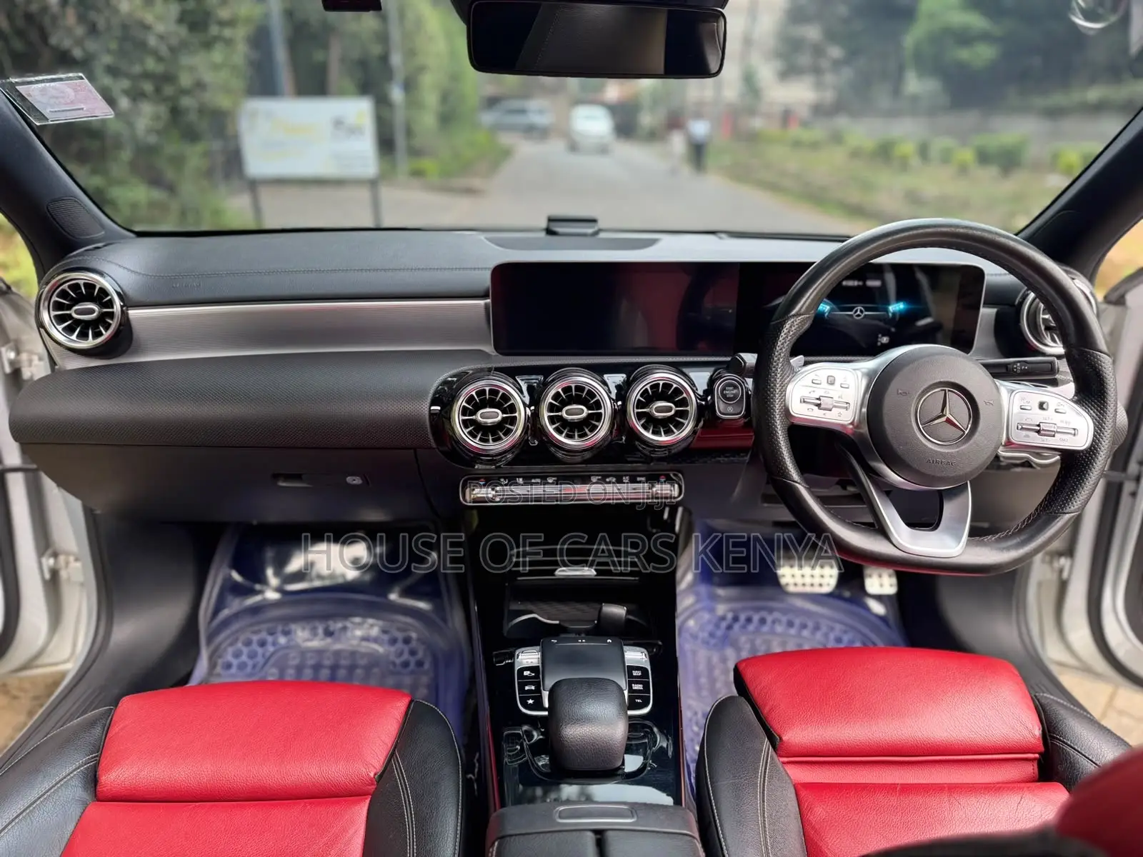 Mercedes-Benz A-Class 2018 Silver