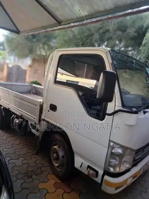 Mazda Titan
