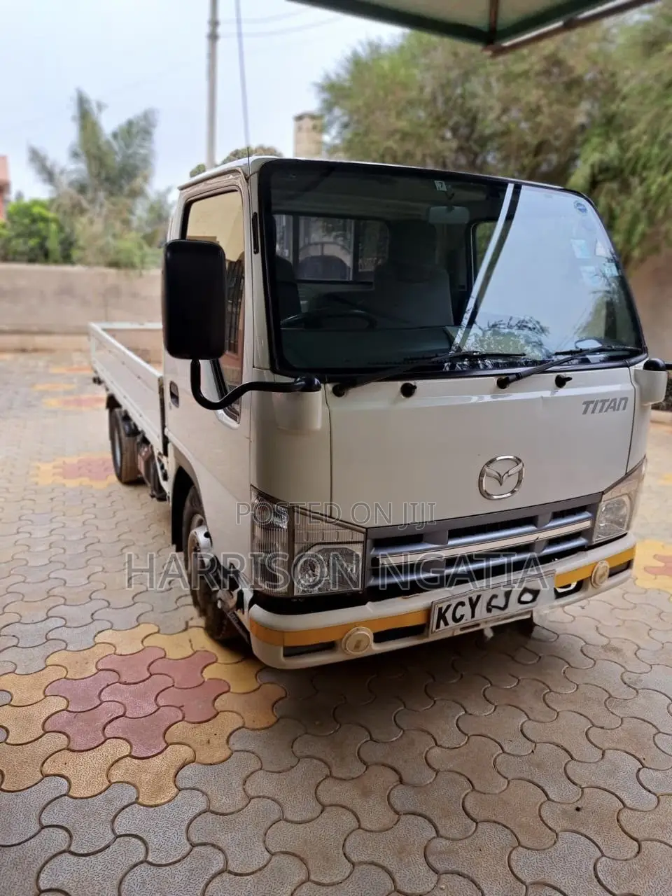 Mazda Titan
