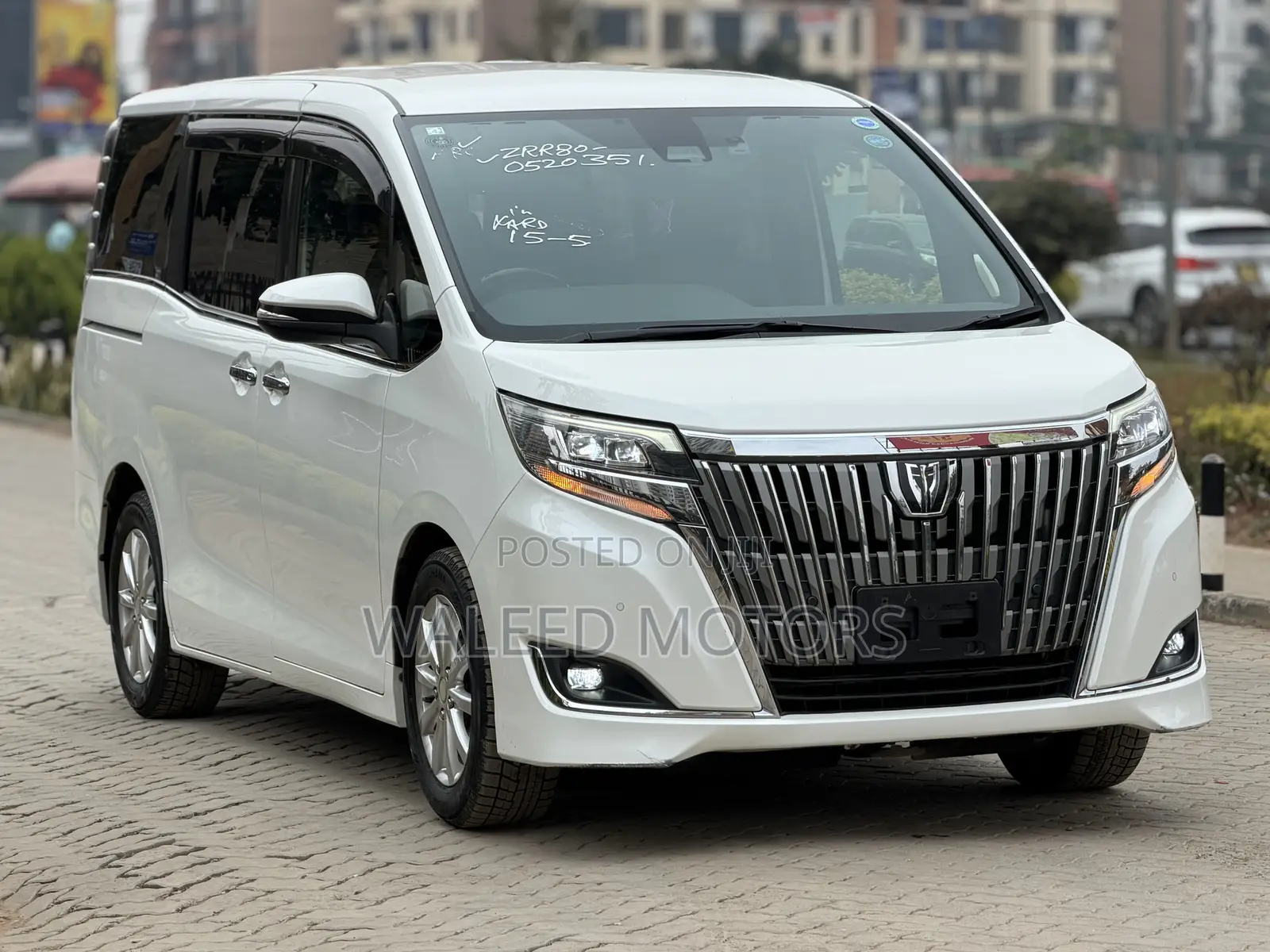 Toyota Esquire 2019 Pearl