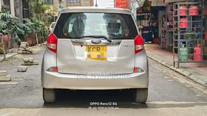 Toyota Ractis 2011 Silver
