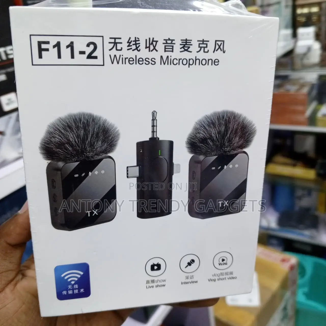 F11-2 Wireless Lavalier Microphone for YouTube TikTok Podcast