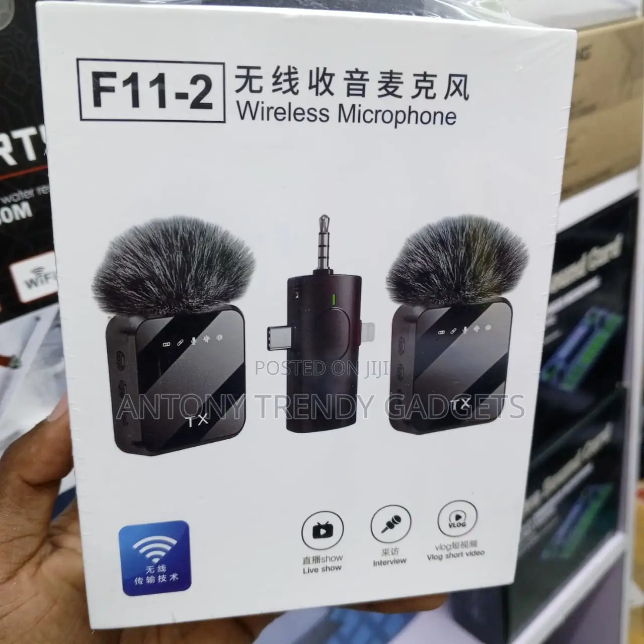 F11-2 Wireless Lavalier Microphone for YouTube TikTok Podcast