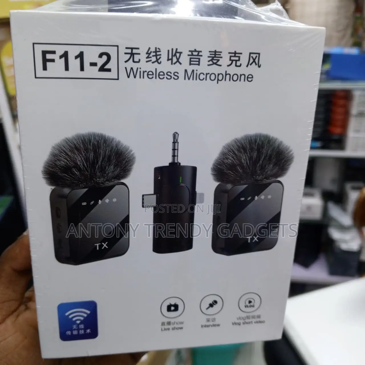 F11-2 Dual Wireless Mic With Type-C Lightning 3.5mm