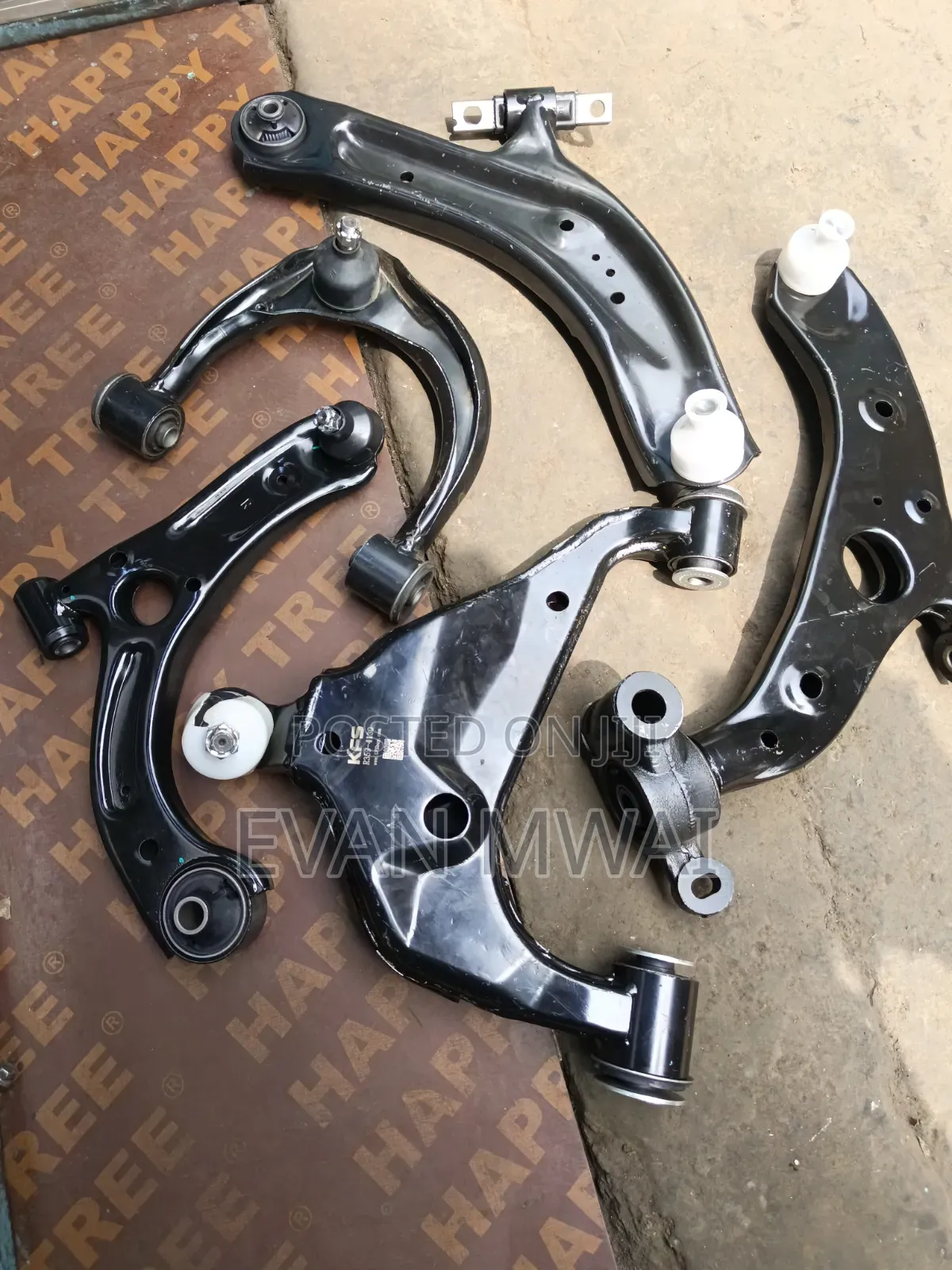 Nissan X-Trail Nt 31 Arm Complete Available