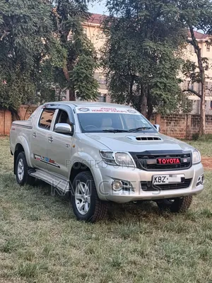 Toyota Hilux 2008 Silver