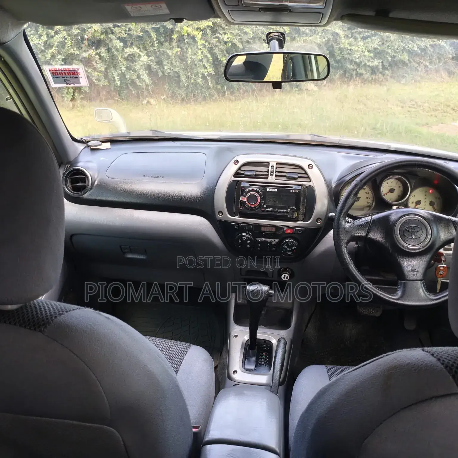 Toyota RAV4 2005 Gold