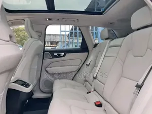 Volvo XC60 2019 White