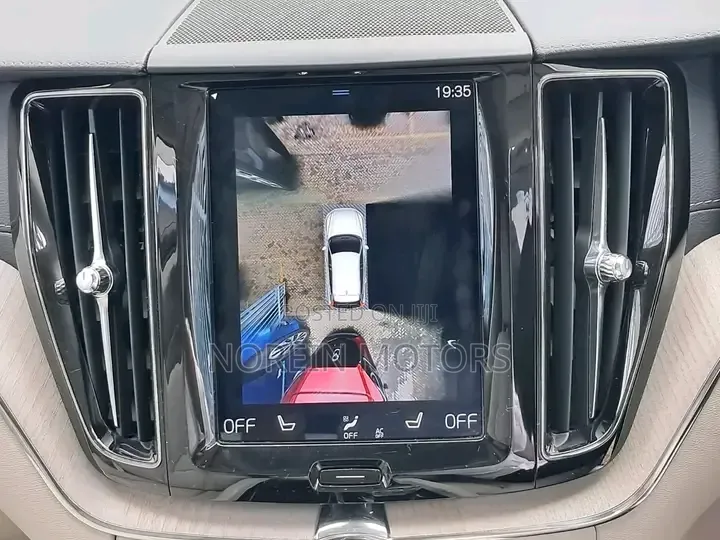 Volvo XC60 2019 White