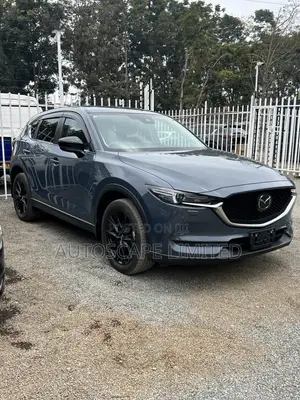 Mazda CX-5 2021 Blue