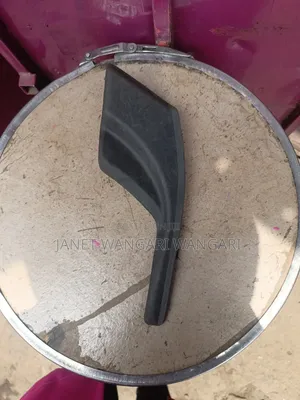 Windscreen Finisher Toyota Aqua