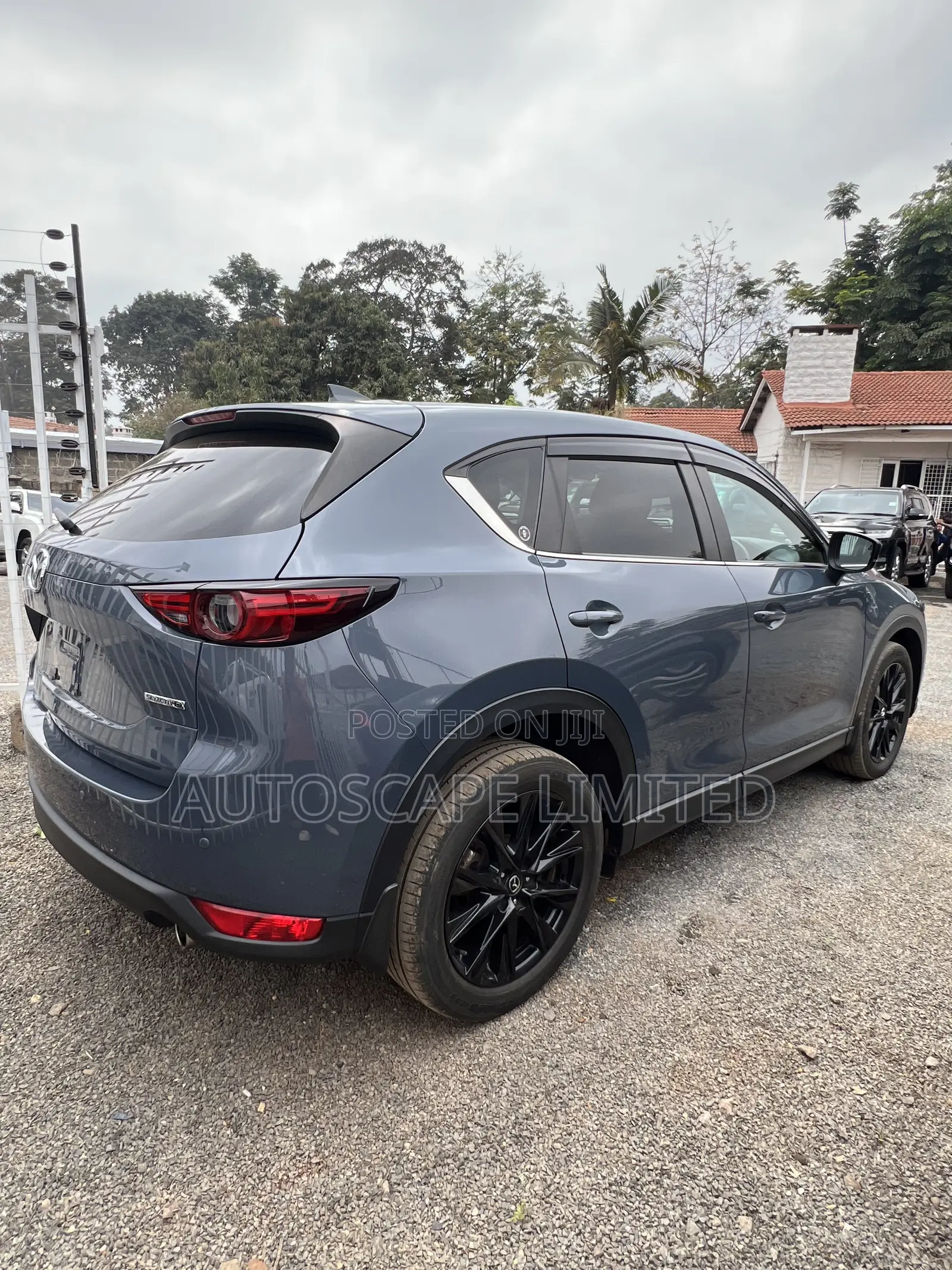 Mazda CX-5 2021 Blue