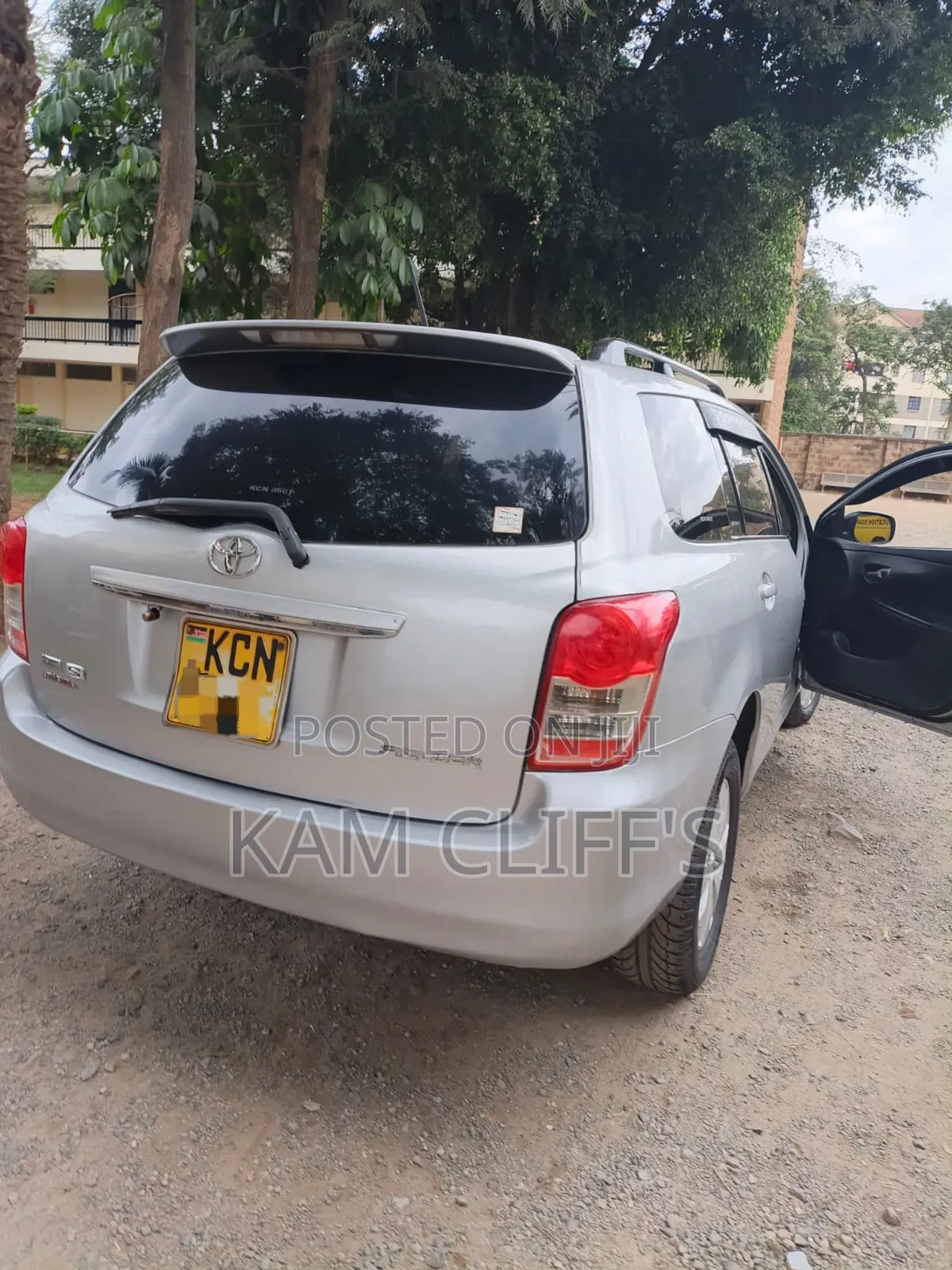 Toyota Corolla Fielder 2009 Silver