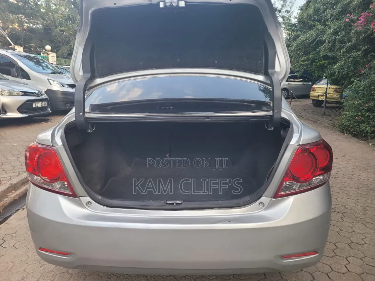 Toyota Allion 2011 Silver