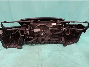 Nosecut Volvo V40 Mb4164t 2013