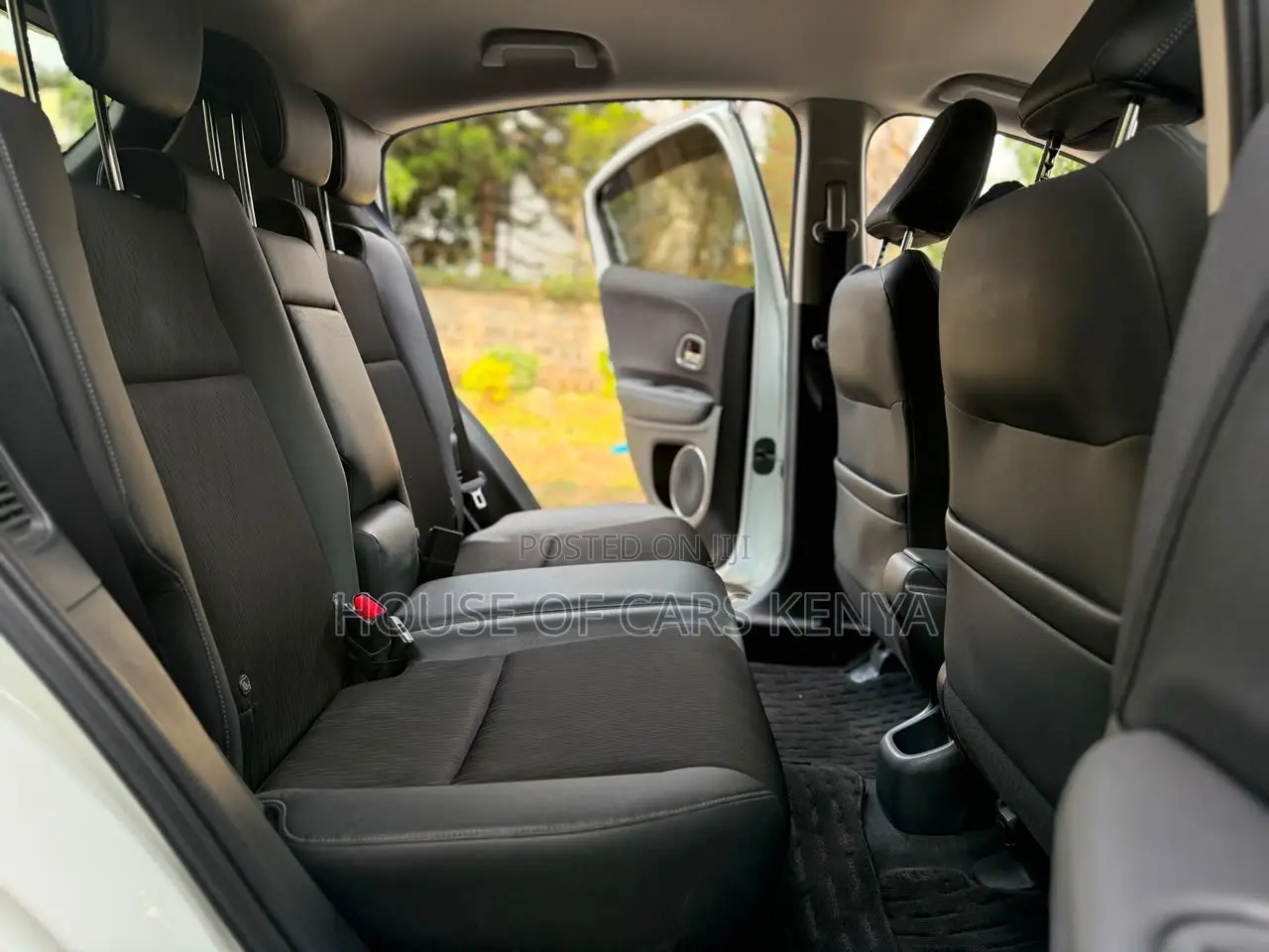 Honda Vezel 2019 White