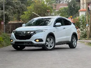 Honda Vezel 2019 White