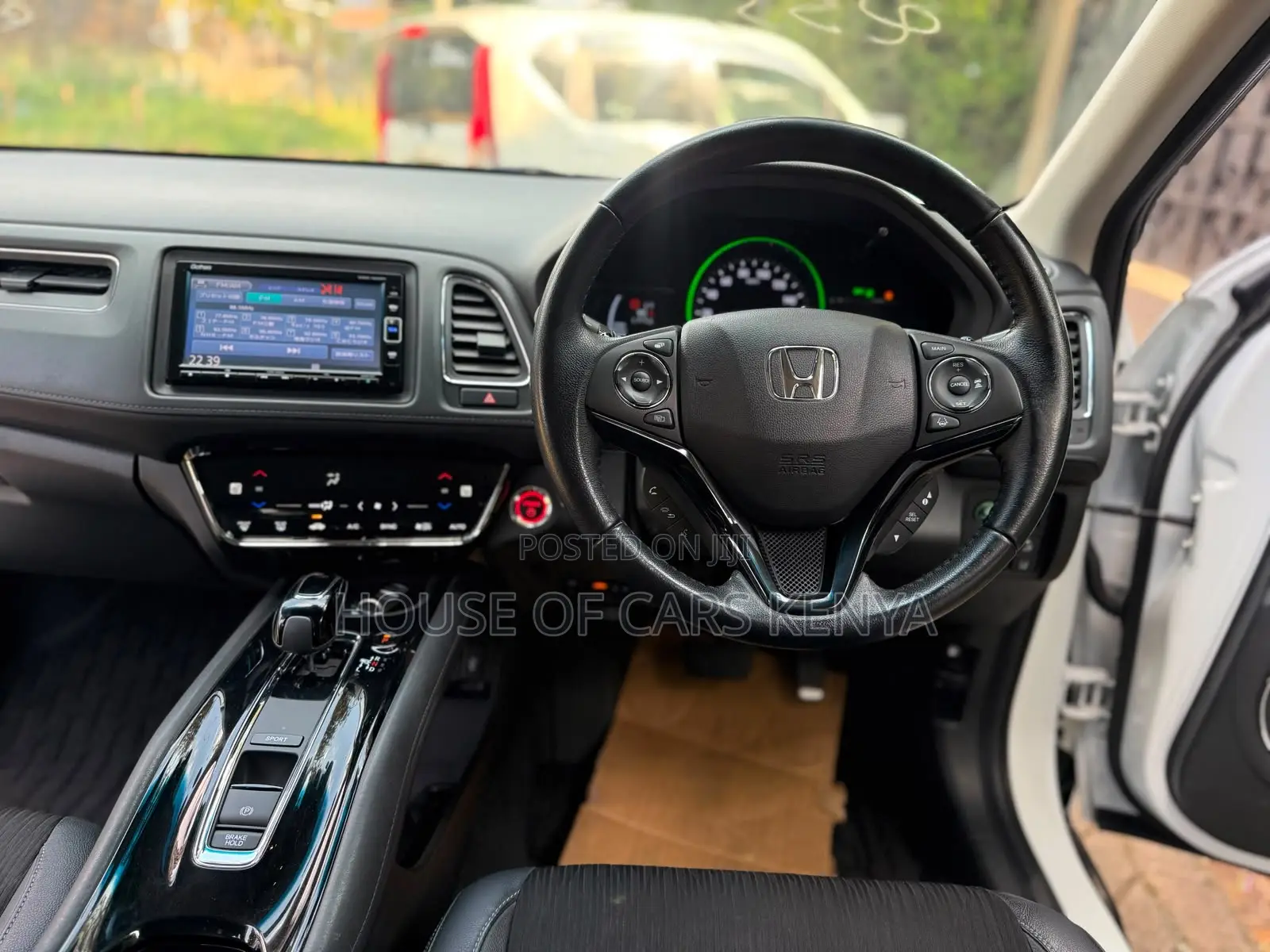 Honda Vezel 2019 White