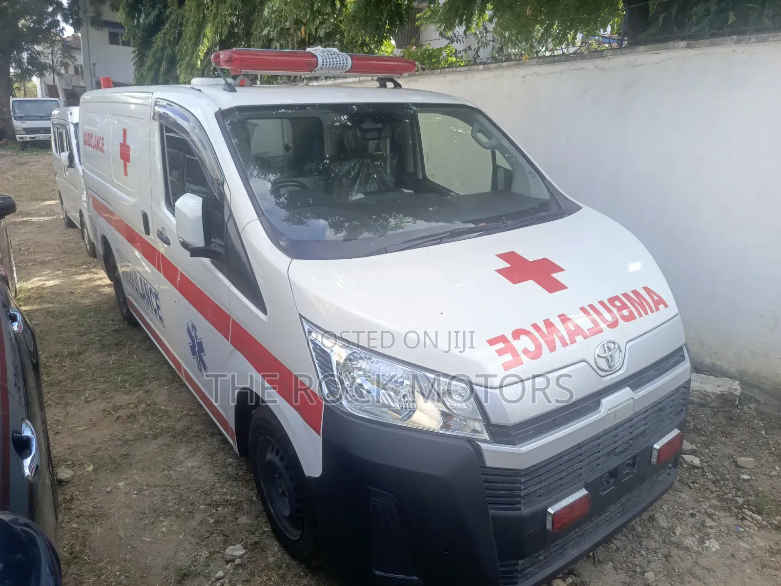 Toyota HiAce 2022 White