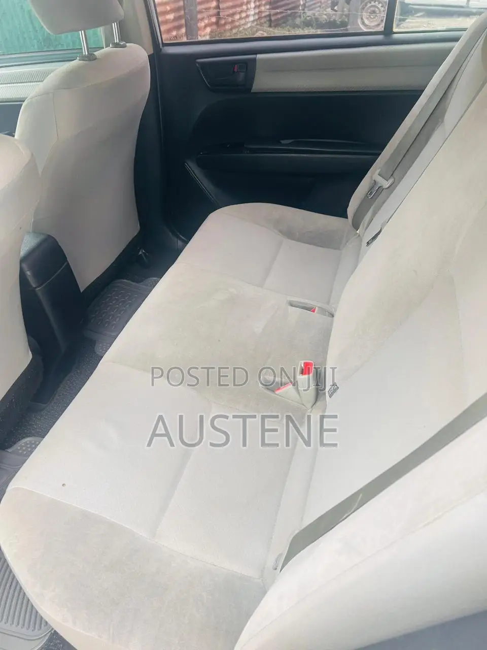 Toyota Axio 2013 Silver