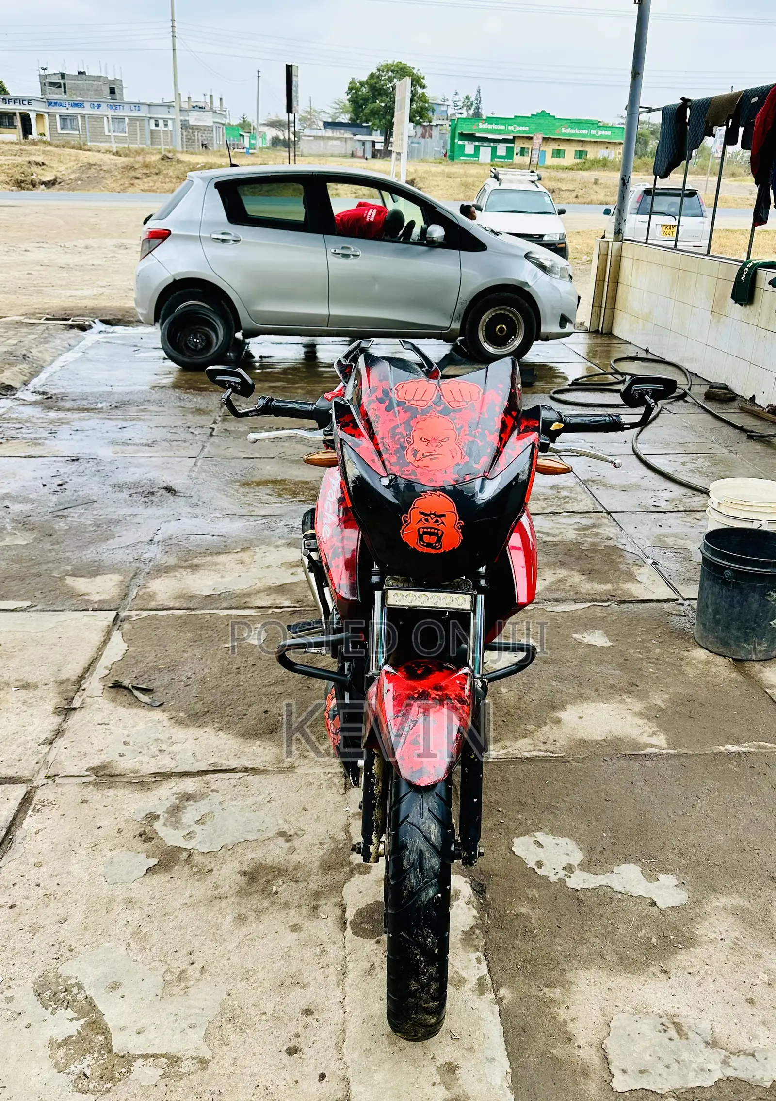 TVS Apache 180 RTR 2015 Red