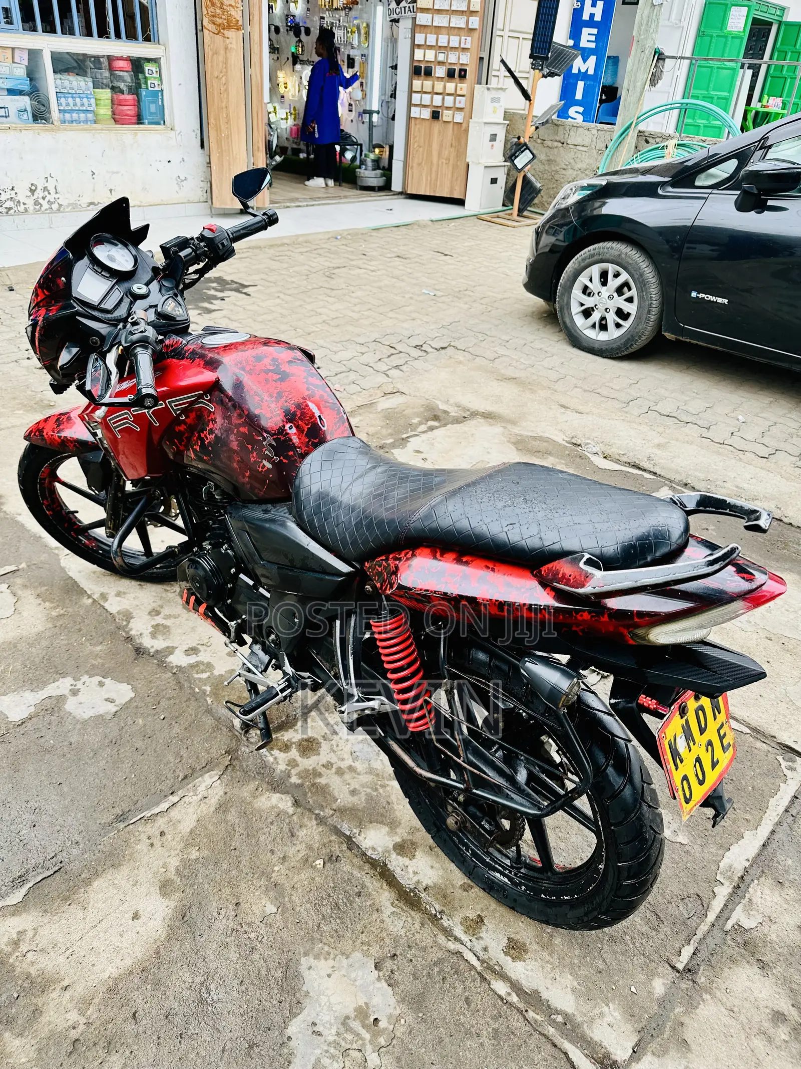 TVS Apache 180 RTR 2015 Red