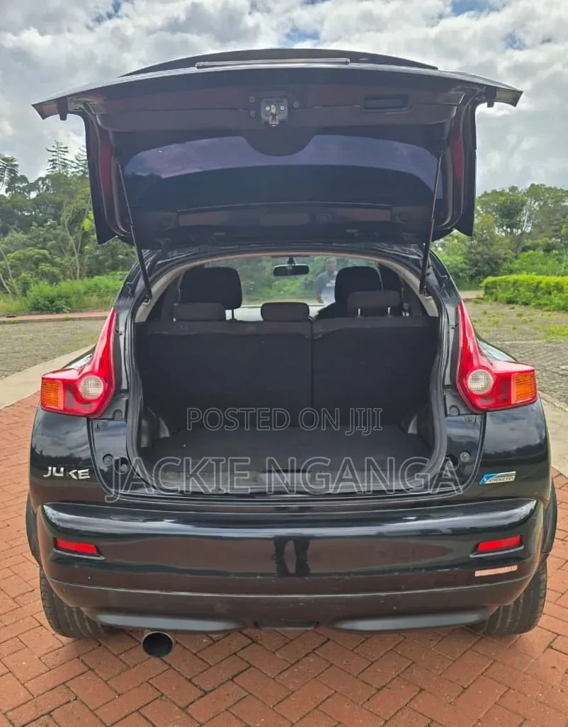 Nissan Juke 2012 Black