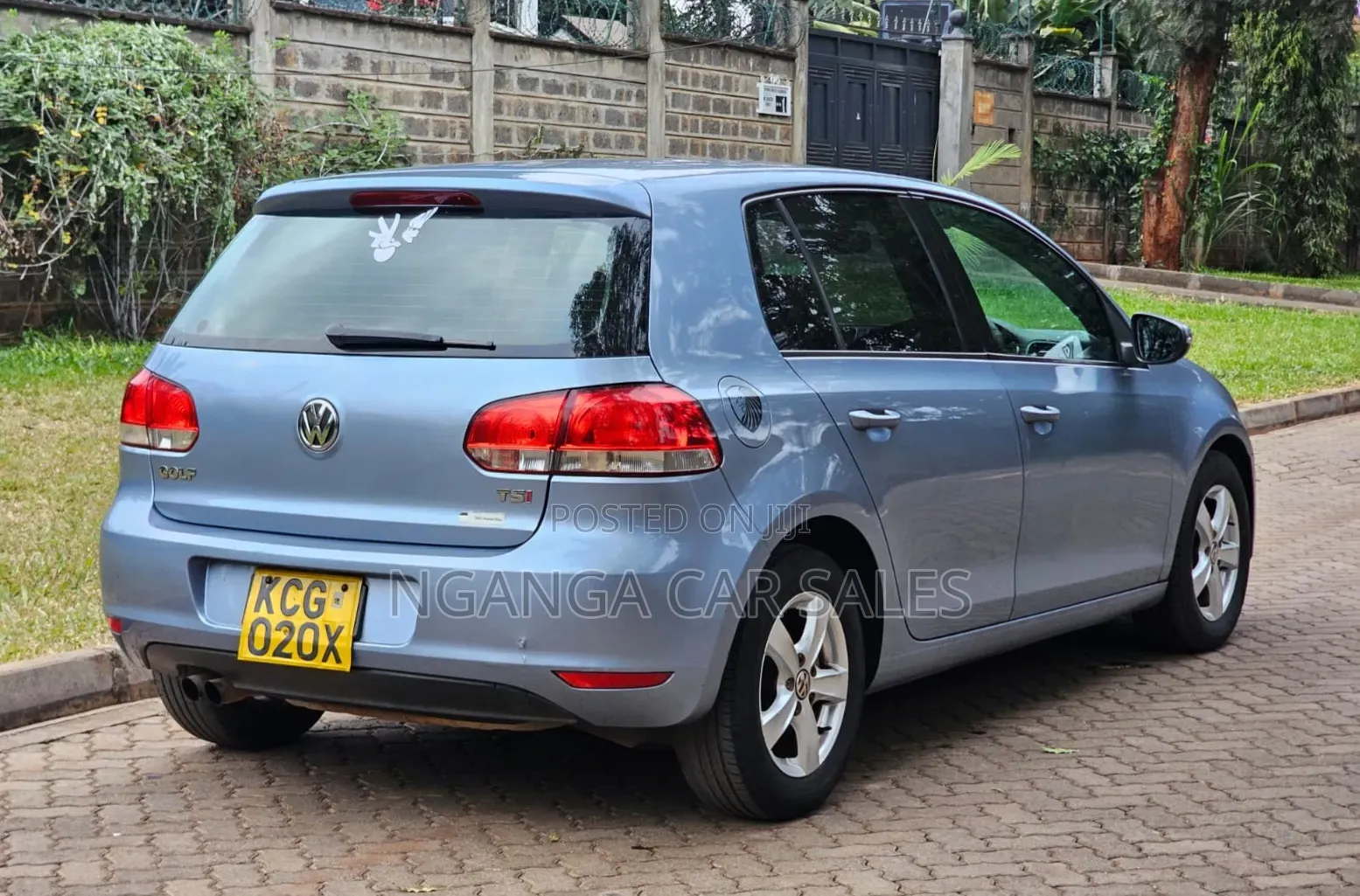 Volkswagen Golf 2010 Blue