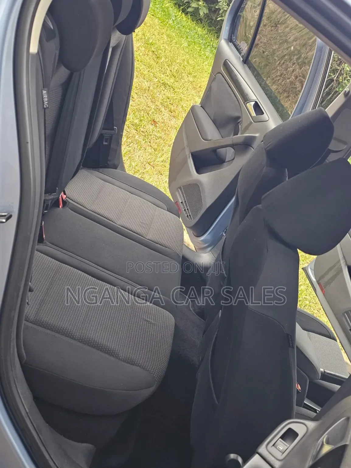 Volkswagen Golf 2010 Blue