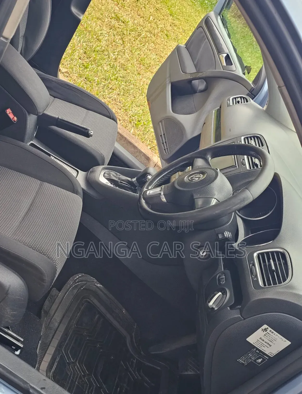 Volkswagen Golf 2010 Blue