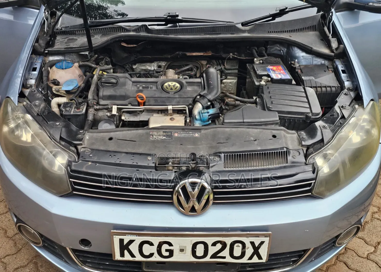 Volkswagen Golf 2010 Blue