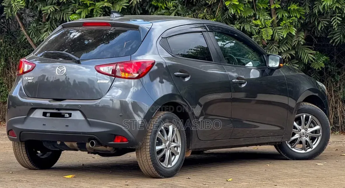 Mazda Demio 2019 Gray