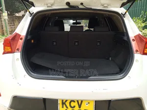 Toyota Auris 2012 White
