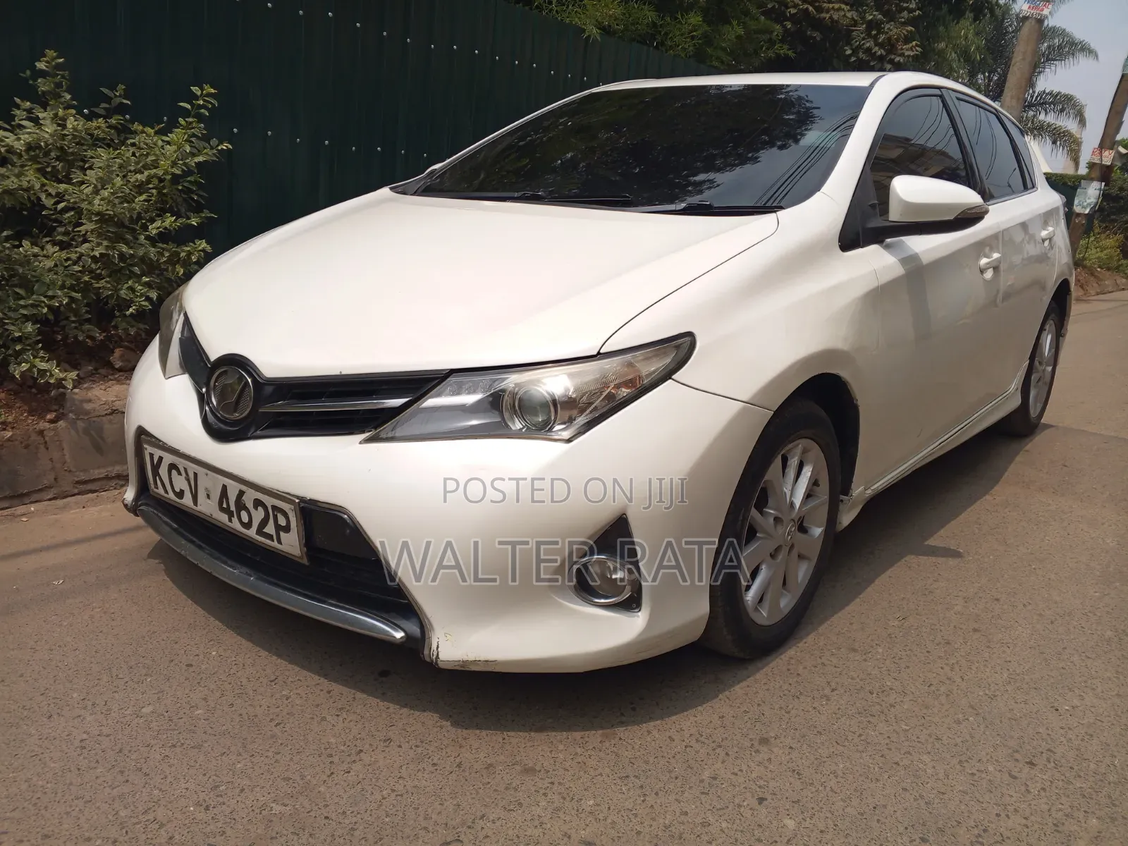 Toyota Auris 2012 White