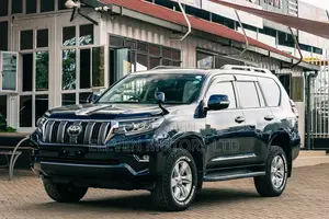 Toyota Land Cruiser Prado 2019 Blue